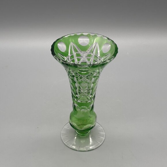 Vintage Emerald Green Cut-to-Clear Bohemian Crystal Vase Czech Overlay - Picture 5 of 10